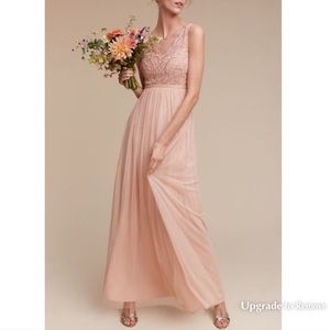 New Adrianna Papell sleeveless v-neck gown w/ tags